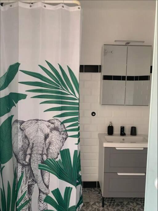 Renovated Stylish Flat At The Castle&Metro Budapeste Exterior foto